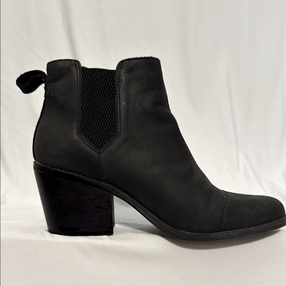 Toms Black Ankle Booties with Elastic Panels